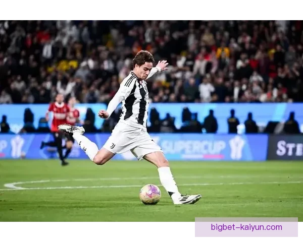 伊尔迪兹近期比赛表现稳健，状态回暖值得关注。