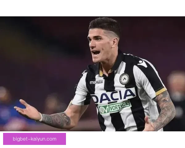 乌迪内斯球员在本赛季表现稳健，状态持续提升值得关注。