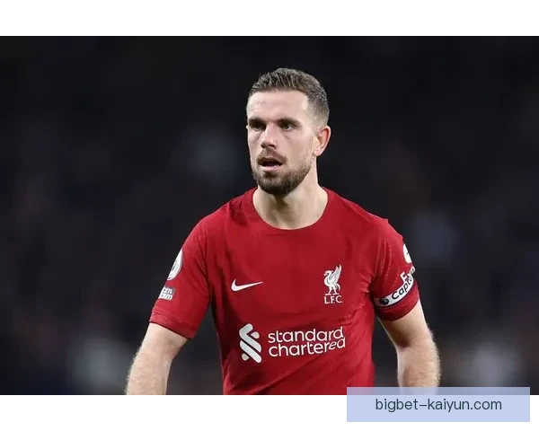 亨德森在利物浦表现稳健，助球队维持竞争力。